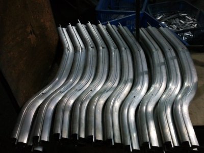 Základní stavební prvek YEDOO ALLOY - trubky z protlačovaných hliníkových profilů