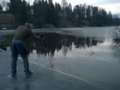 Testovačka pevnosti ledu / foto: Marko Takanen