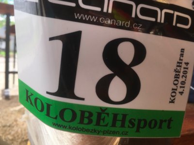 Koloběžka Jirky Dupala stále nosí číslo posledního závodu, kterého se Dupík zúčastnil