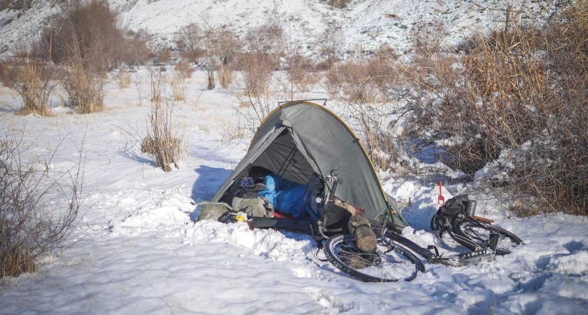 Blandine je na cestě již téměř rok - naposledy překračovala Pamir / foto: Blandine