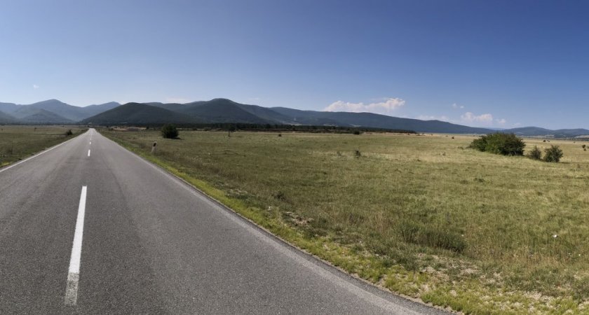 Krajina jako z Vinetoua.