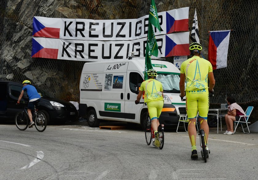 Alpe d´Huez je třeba proti Passo Mortirolo procházka růžovou zahradou