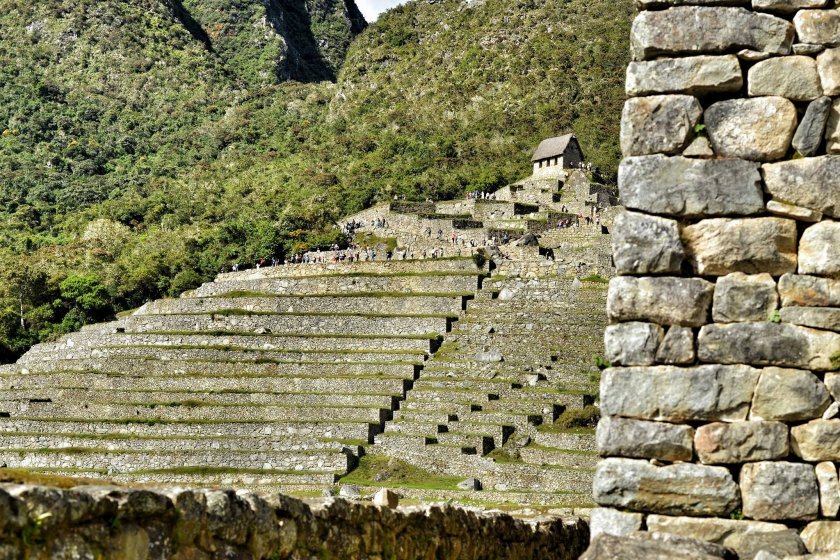 Zřejmě první koloběžkáři na Machu Picchu