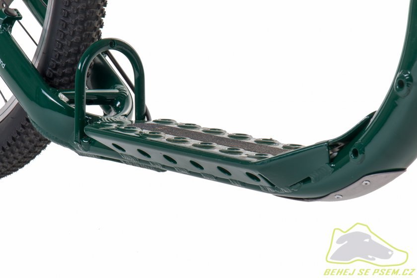 Detail praktického stupátka koloběžky Kickbike Cross MAX 20 - Behejsepsem